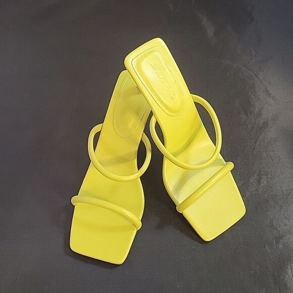 BRAND NEW SODA CANARY-S TWO-STRAP HEELED WOMEN"S SANDALS - Picture 10 of 12